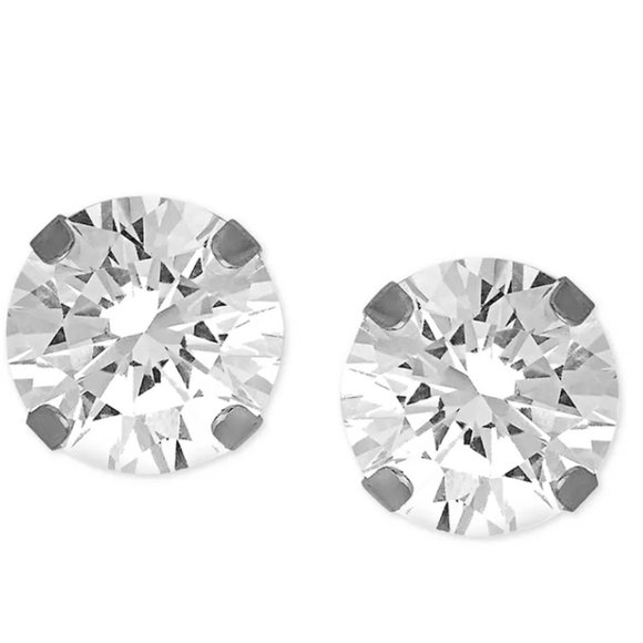 Sterling silver Cubic Zirconia Studs - Picture 1 of 4